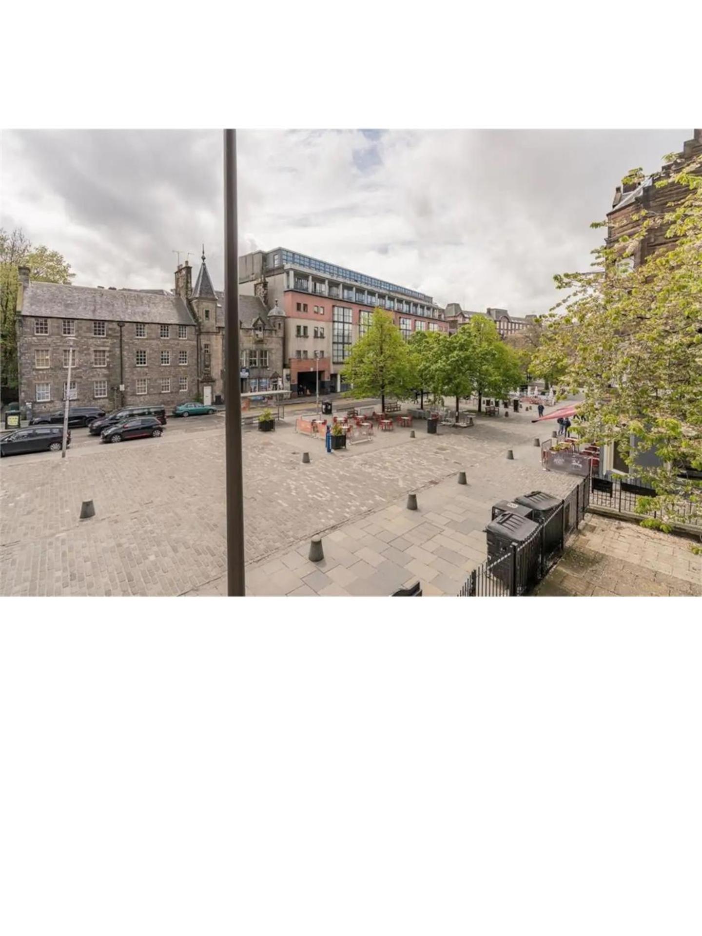 3 Bedrooms Flat In Central Edinburgh Old Town Sleeps 6 Екстер'єр фото
